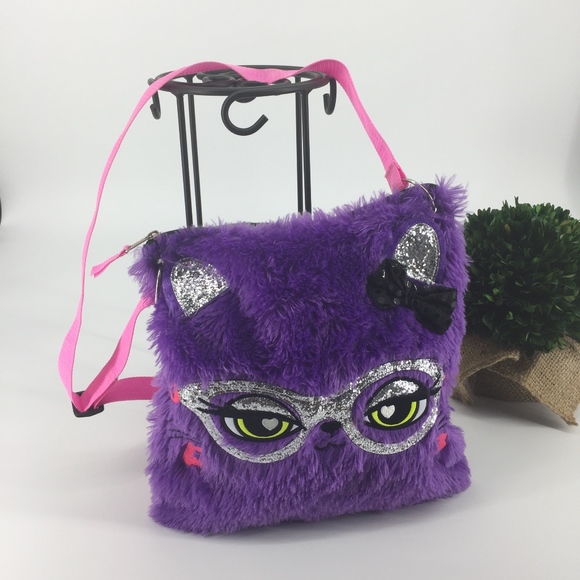 MYSTIC APPAREL Fuzzy Cross-Body Bag - Picture 1 of 8